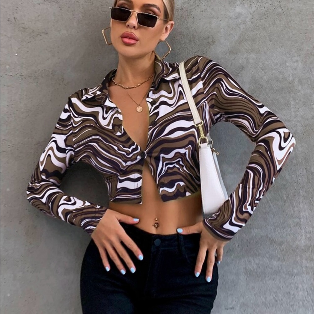 ✨ 🤎Women’s Marble Print Button Down Long Sleeve Crop Top  ✨